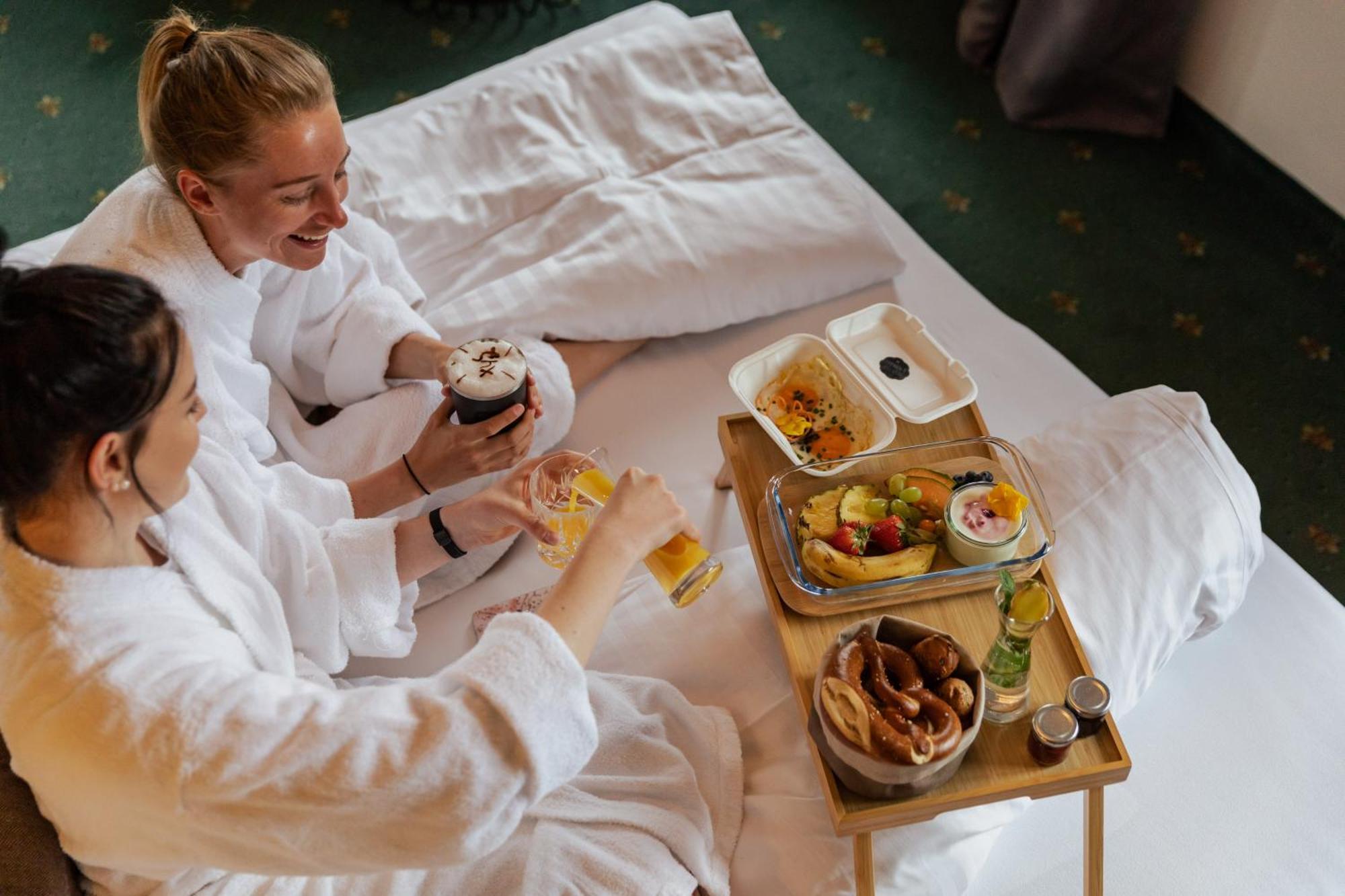 Hotel . Wirtshaus Tauernhex Piesendorf Kültér fotó